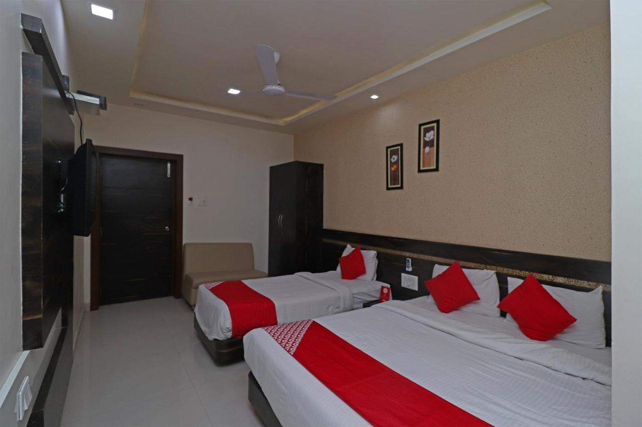 Oyo 29012 Gayatri Palace Hotel Durg Exterior photo